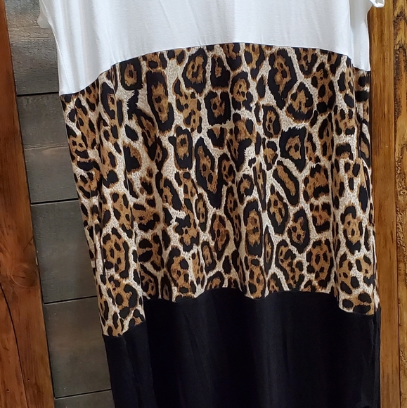 Leopard Color block v neck maxi dress USA CY Fashion see measurements - Picture 3 of 16